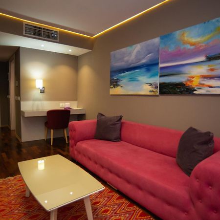 Bougainville Bay Hotel Sarandë エクステリア 写真