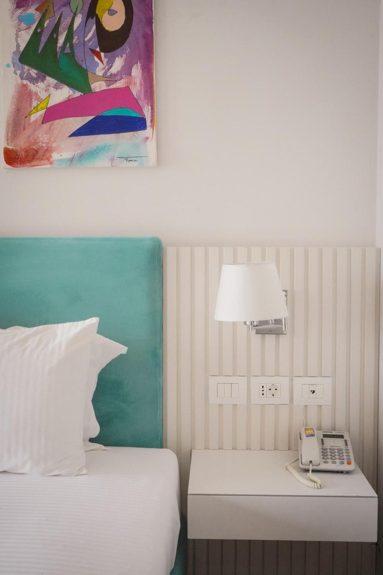 Bougainville Bay Hotel Sarandë エクステリア 写真