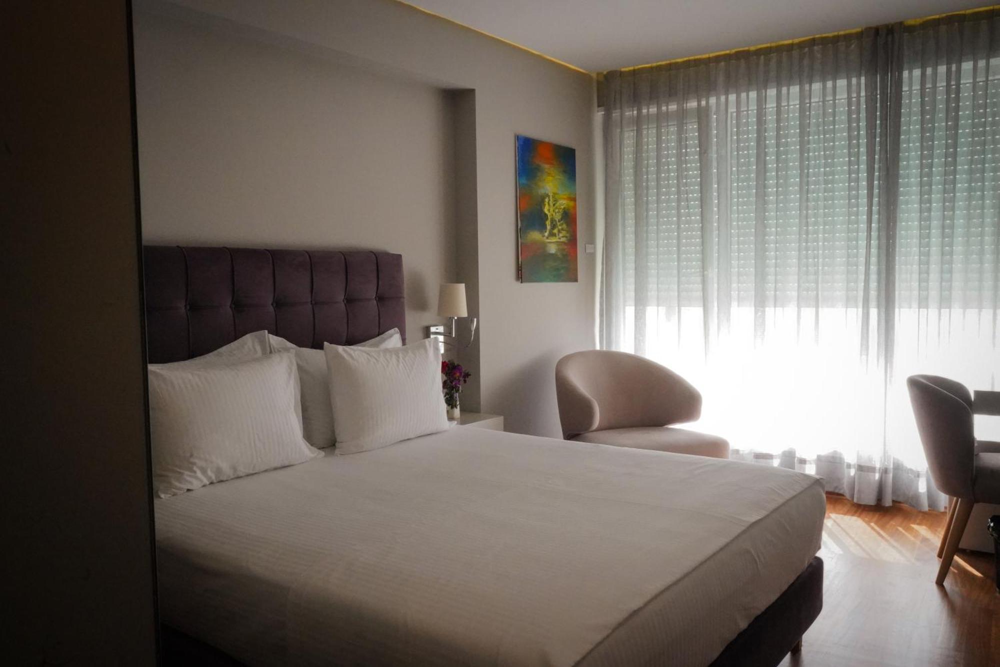 Bougainville Bay Hotel Sarandë エクステリア 写真